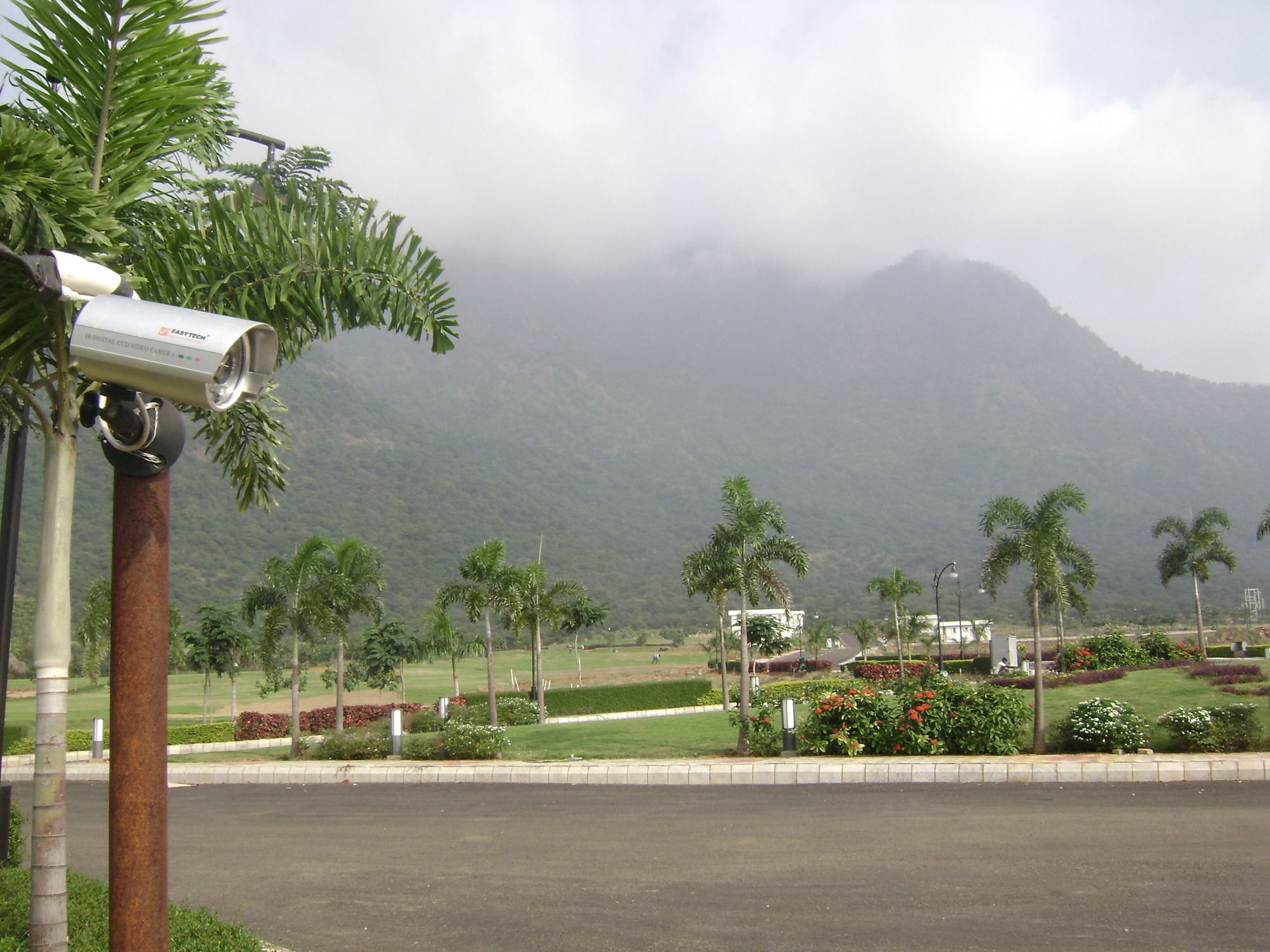 Oyo 24200 Bahri Beautiful Country Hotel Ayyampalaiyam Exterior photo